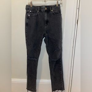 Mom Jeans ! Ripped. Never worn!